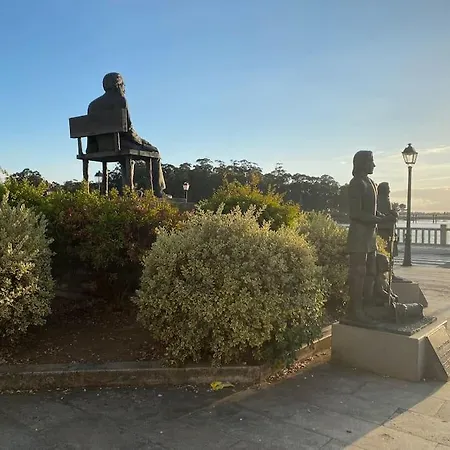 Insuina, En Vut-po-08842 アパート *